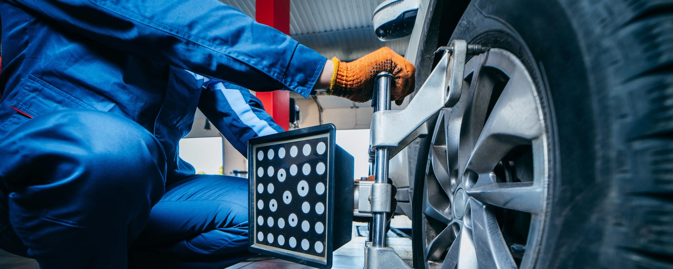 Wheel Alignments near Kansas City, MO 64128